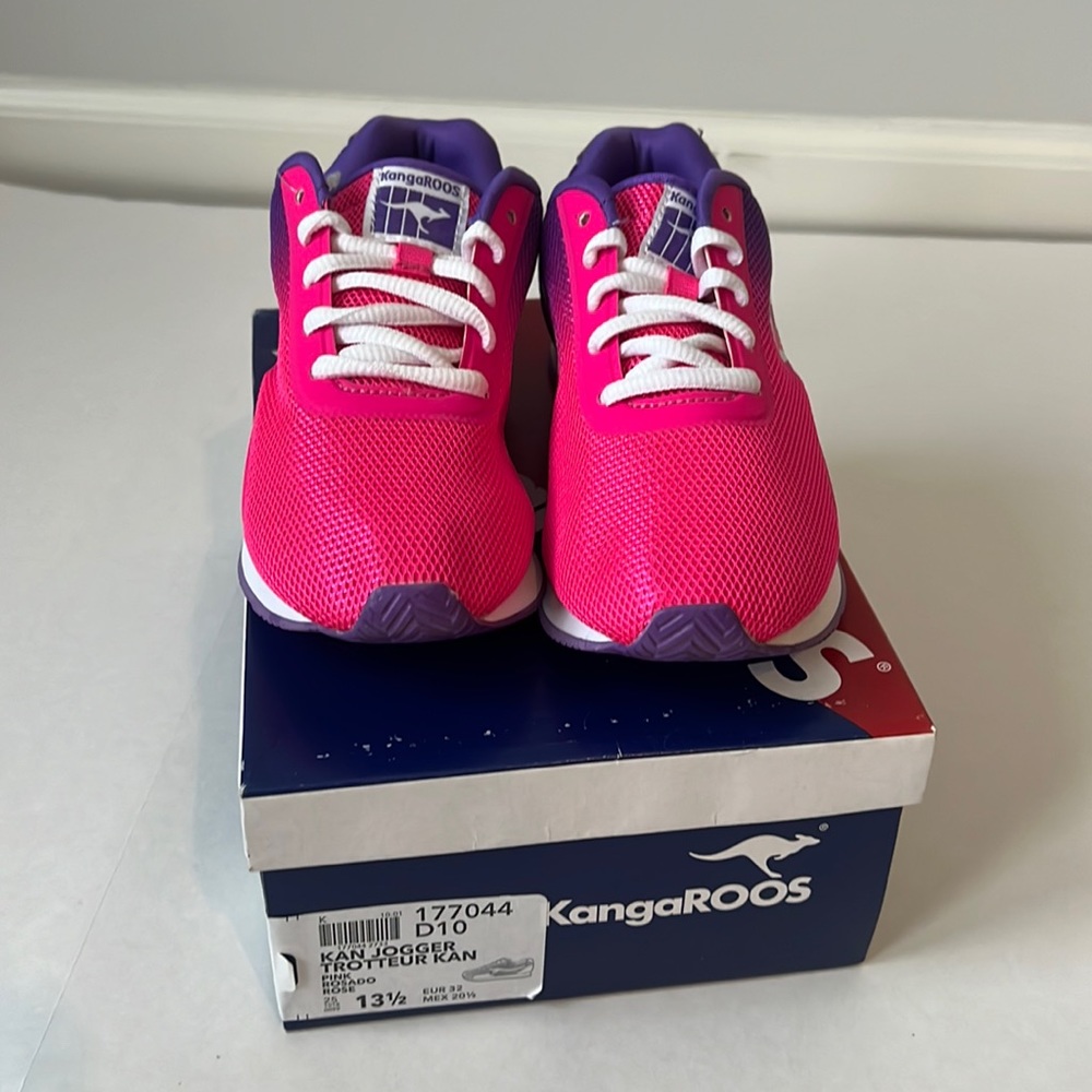 Kangaroos Shoes Ombre Pink Purple Casual Athletic girls size 13.5 Excellent Cond